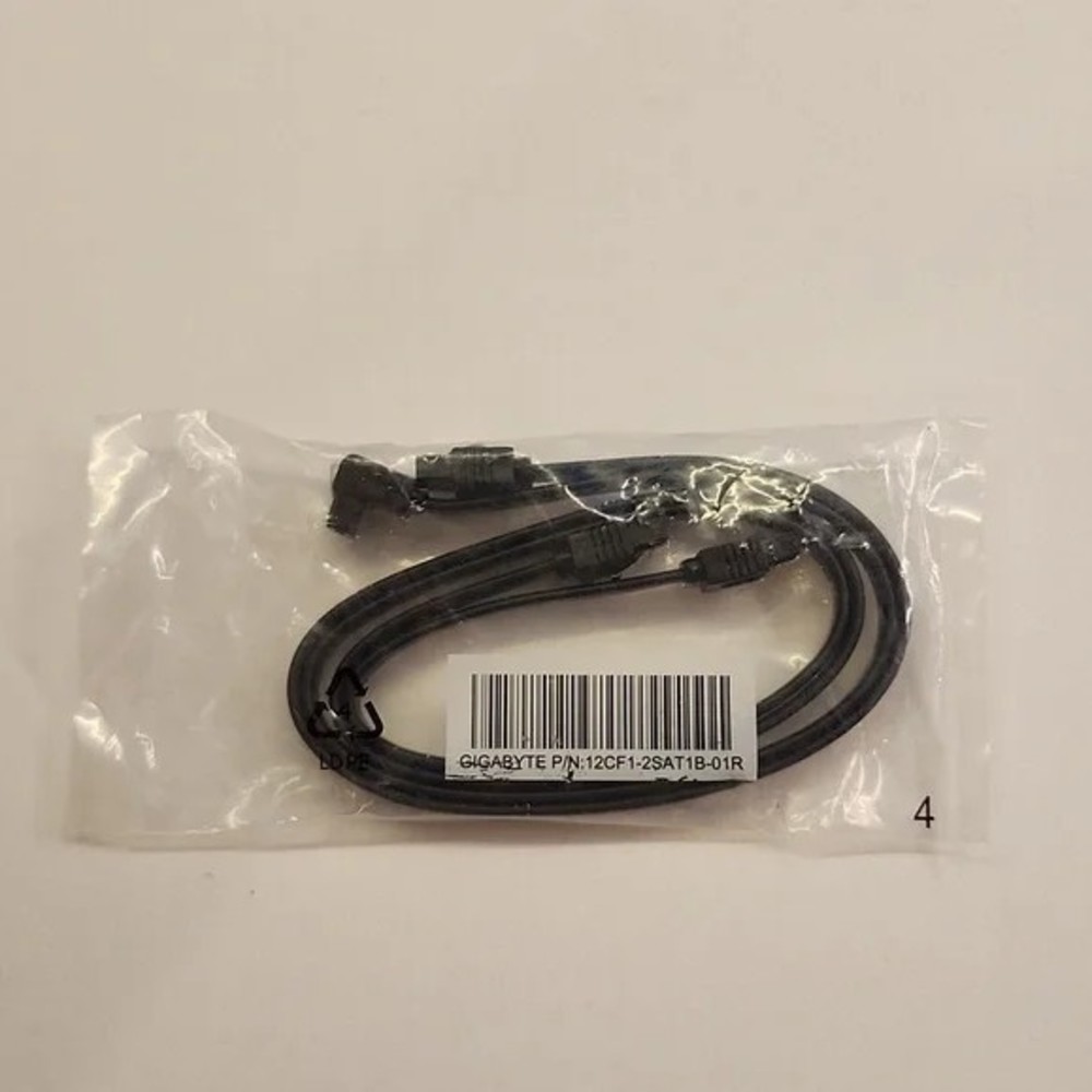 GIGABYTE 2x SATA3 6Gb/s Data Cables for SSD/HDD 12CF1-2SAT1B-01R